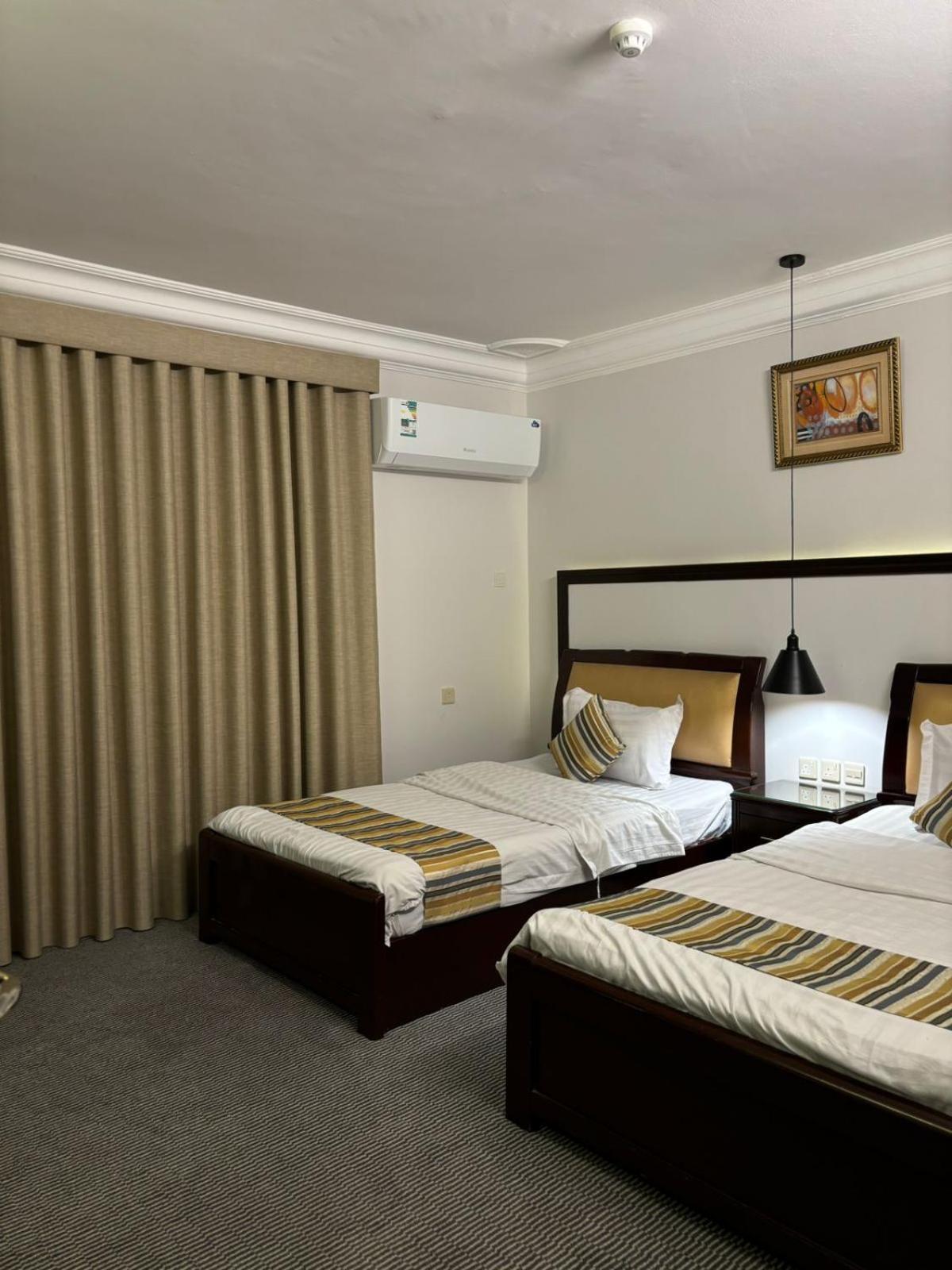 אל-מדינה Al Mokhmalia Serviced Apartments מראה חיצוני תמונה