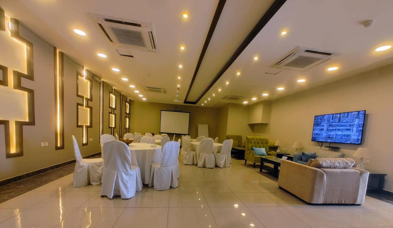 אל-מדינה Al Mokhmalia Serviced Apartments מראה חיצוני תמונה