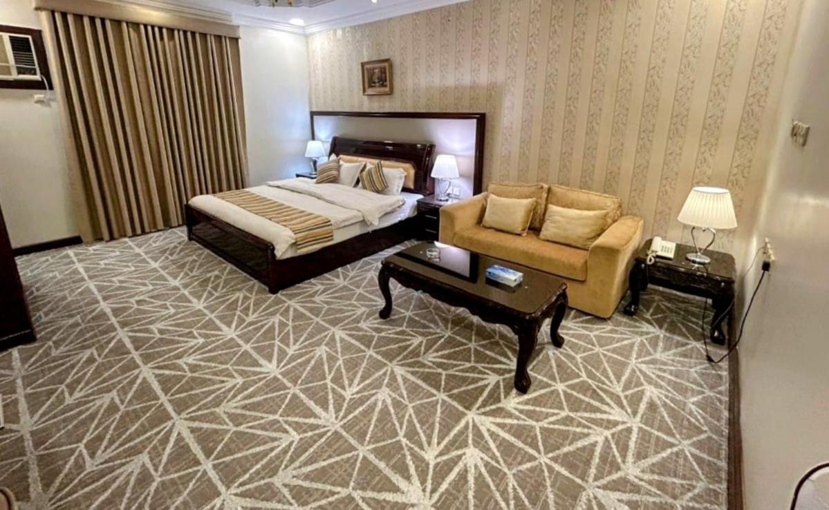 אל-מדינה Al Mokhmalia Serviced Apartments מראה חיצוני תמונה