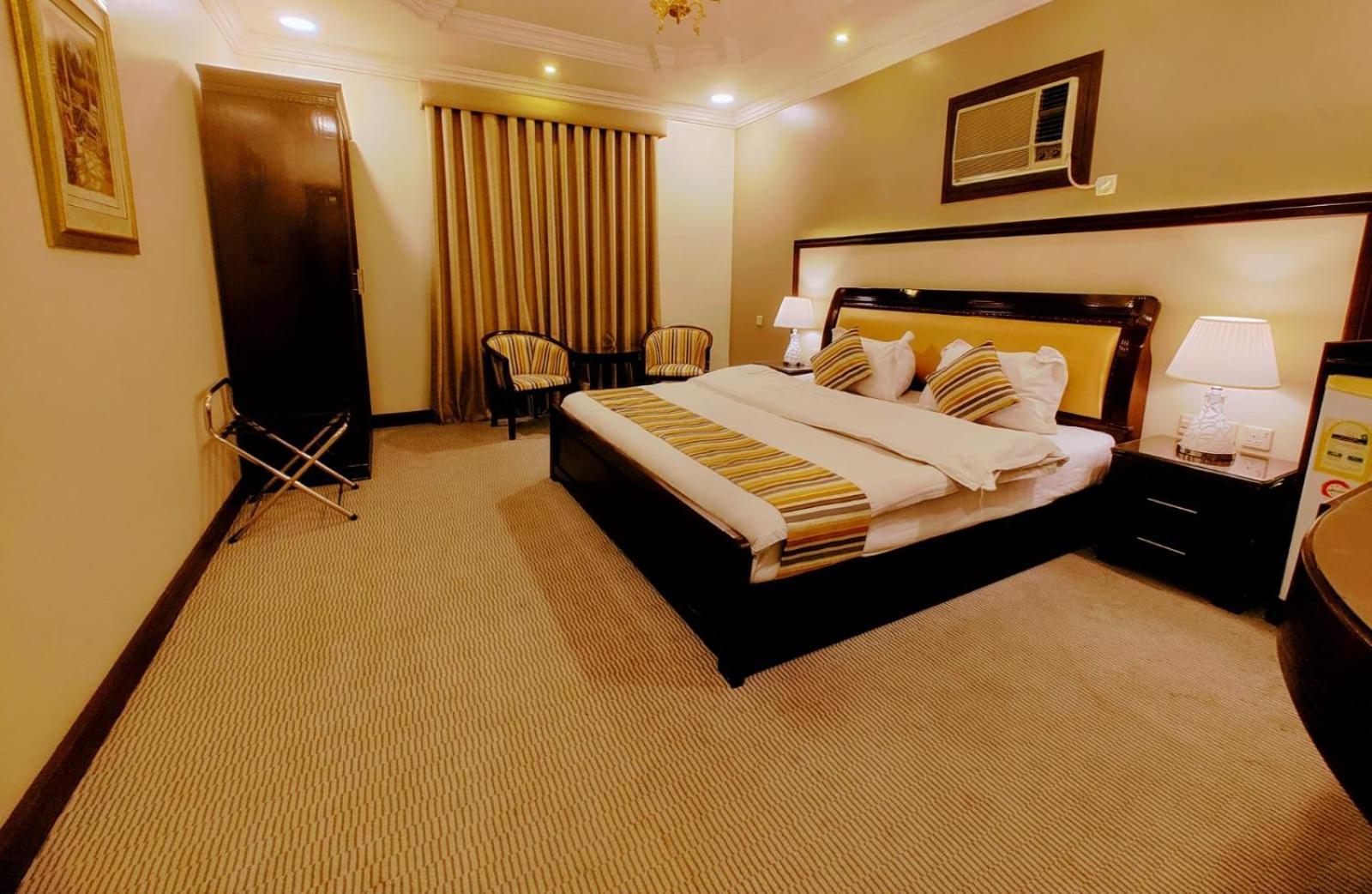 אל-מדינה Al Mokhmalia Serviced Apartments מראה חיצוני תמונה